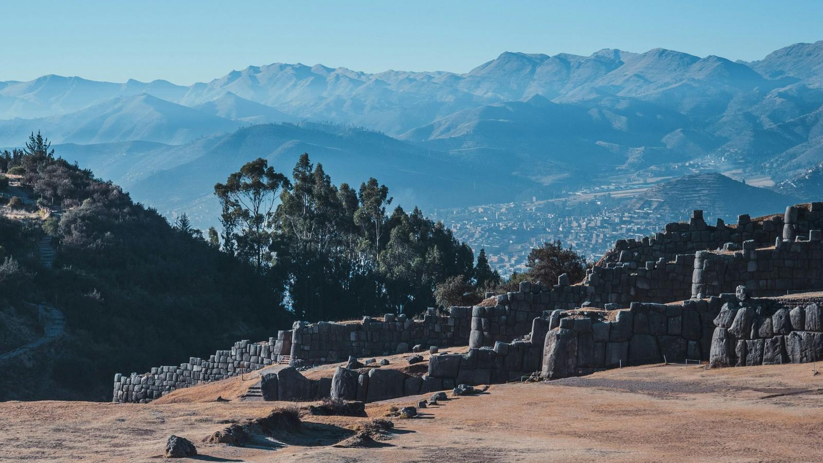 Prime yourself for ancient Peruvian ruins - background banner